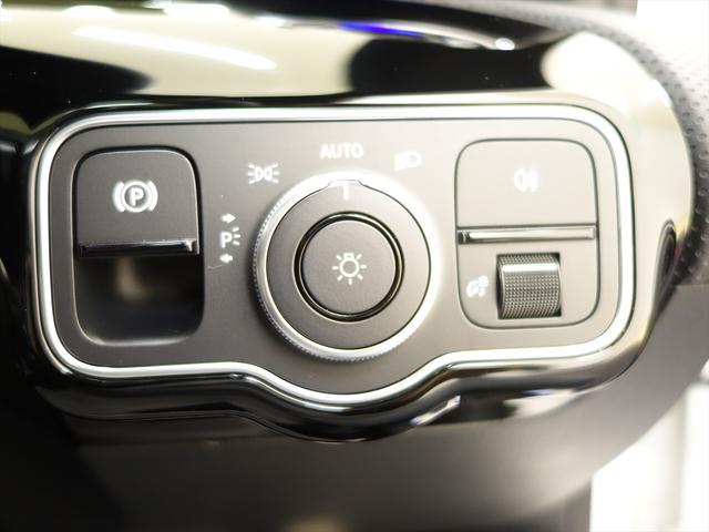 ＣＬＡクラス ＣＬＡ１８０　ＡＭＧラインパッケージ　Ｂｌｕｅｔｏｏｔｈ接続　ＥＴＣ　ＬＥＤヘッドライト　ＴＶ　アイドリングストップ　クルーズコントロール　コネクテッド機能　サンルーフ・ガラスルーフ　シートヒーター　トランクスルー（21枚目）