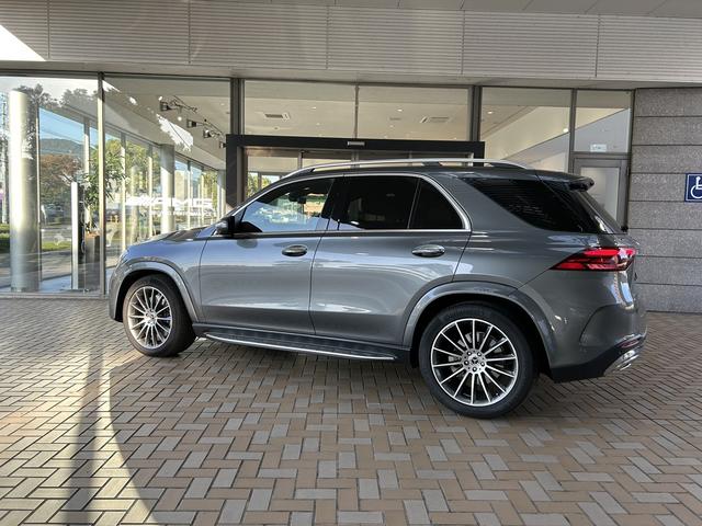 ＧＬＥ ＧＬＥ４５０　ｄ　４マチック　スポーツ　Ｅーアクティブボディコントロールパッケージ　３列シート　Ｂｌｕｅｔｏｏｔｈ接続　ＥＴＣ　ＬＥＤヘッドライト　ＴＶ　アイドリングストップ　クルーズコントロール　コネクテッド機能　サイドカメラ（15枚目）