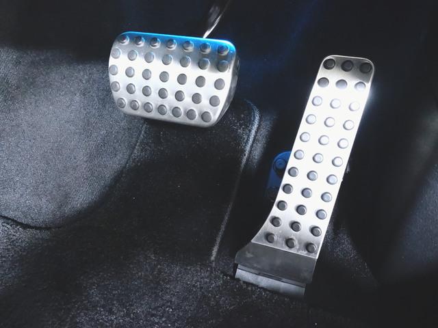 ＧＬＥ ＧＬＥ３００　ｄ　４マチック　ＡＭＧライン　レザーエクスクル　ーシブパッケージ（8枚目）