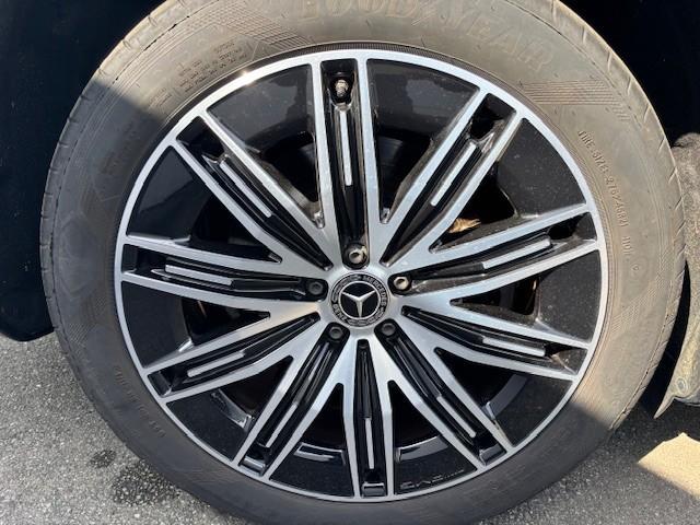 ＥＱＳ ＳＵＶ ＥＱＳ４５０　４マチック　ＳＵＶ　ＡＭＧラインパッケージ　デジタルインテリアパッケージ　ショーファーパッケージ　ナイトパッケージ　３列シート　ＡＭＧライン　Ｂｌｕｅｔｏｏｔｈ接続　ＥＴＣ　ＬＥＤヘッドライト　ＴＶ　クルーズコントロール（4枚目）