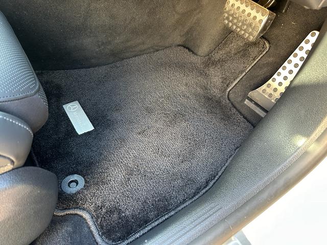 Cクラスステーションワゴン AMG C63 S E パフォーマンス ステーショーンワゴン(13枚目)