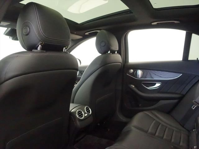 Ｃクラス Ｃ４３　４ＭＡＴＩＣ　Ｂｌｕｅｔｏｏｔｈ接続　ＥＴＣ　ＬＥＤヘッドライト　ＴＶ　アイドリングストップ　クルーズコントロール　コネクテッド機能　サンルーフ・ガラスルーフ　シートヒーター　トランクスルー　ナビ　バックモニター（24枚目）
