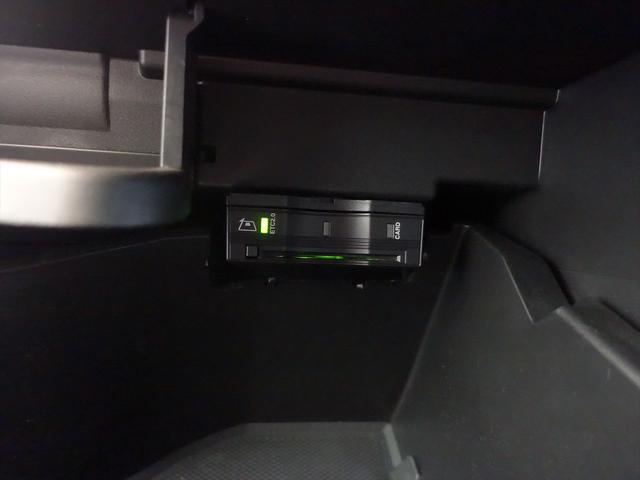 ＥＱＡ ＥＱＡ２５０　ナビゲーションプラスパッケージ　Ｂｌｕｅｔｏｏｔｈ接続　ＥＴＣ　ＬＥＤヘッドライト　ＴＶ　アイドリングストップ　クルーズコントロール　コネクテッド機能　サイドカメラ　サンルーフ・ガラスルーフ（22枚目）