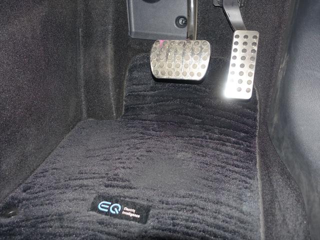 ＥＱＡ ＥＱＡ２５０　ナビゲーションプラスパッケージ　Ｂｌｕｅｔｏｏｔｈ接続　ＥＴＣ　ＬＥＤヘッドライト　ＴＶ　アイドリングストップ　クルーズコントロール　コネクテッド機能　サイドカメラ　サンルーフ・ガラスルーフ（29枚目）