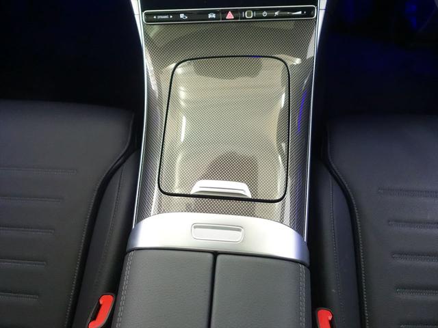 Ｃクラスステーションワゴン Ｃ２００　ステーションワゴン　アバンギャルド　ＡＭＧラインパッケージ　レザーエクスクルーシブパッケージ　ベーシックパッケージ　Ｂｌｕｅｔｏｏｔｈ接続　ＥＴＣ　ＬＥＤヘッドライト　ＴＶ　アイドリングストップ　クルーズコントロール　コネクテッド機能（16枚目）