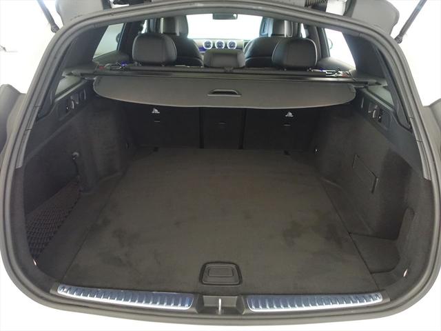 Ｃクラスステーションワゴン Ｃ２００　ステーションワゴン　アバンギャルド　ＡＭＧラインパッケージ　レザーエクスクルーシブパッケージ　ベーシックパッケージ　Ｂｌｕｅｔｏｏｔｈ接続　ＥＴＣ　ＬＥＤヘッドライト　ＴＶ　アイドリングストップ　クルーズコントロール　コネクテッド機能（25枚目）