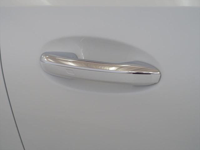 Ｃクラスステーションワゴン Ｃ２００　ステーションワゴン　アバンギャルド　ＡＭＧラインパッケージ　レザーエクスクルーシブパッケージ　ベーシックパッケージ　Ｂｌｕｅｔｏｏｔｈ接続　ＥＴＣ　ＬＥＤヘッドライト　ＴＶ　アイドリングストップ　クルーズコントロール　コネクテッド機能（27枚目）