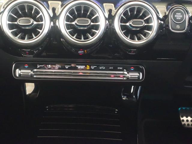 Ａクラス Ａ１８０　ＡＭＧライン　ＡＭＧレザーエクスクルーシブパッケージ　アドバンスドパッケージ　ベーシックパッケージ　Ｂｌｕｅｔｏｏｔｈ接続　ＥＴＣ　ＬＥＤヘッドライト　アイドリングストップ　クルーズコントロール　コネクテッド機能（13枚目）