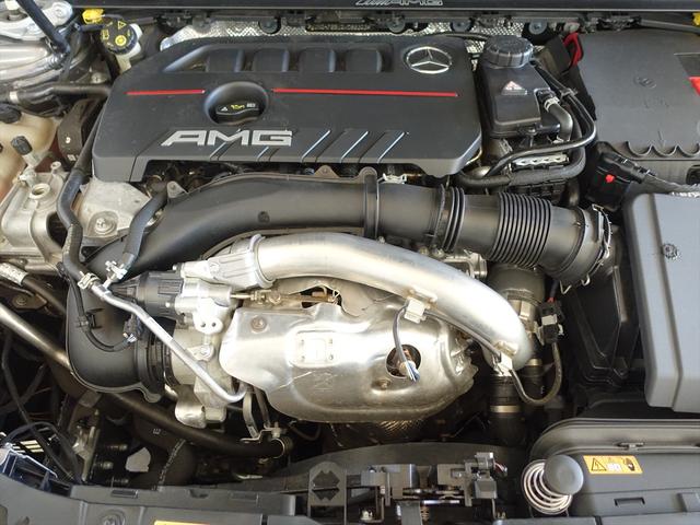 GLB GLB35 4MATIC AMGパフォーマンスパッケージ AMGアドバンスドパッケージ ナビゲーションパッケージ 3列シート Bluetooth接続 ETC LEDヘッドライト TV アイドリングストップ クルーズコントロール(9枚目)