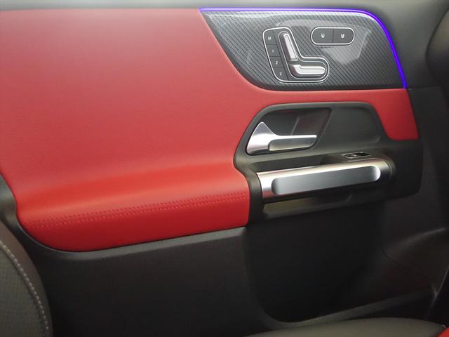 GLB GLB35 4MATIC AMGパフォーマンスパッケージ AMGアドバンスドパッケージ ナビゲーションパッケージ 3列シート Bluetooth接続 ETC LEDヘッドライト TV アイドリングストップ クルーズコントロール(14枚目)