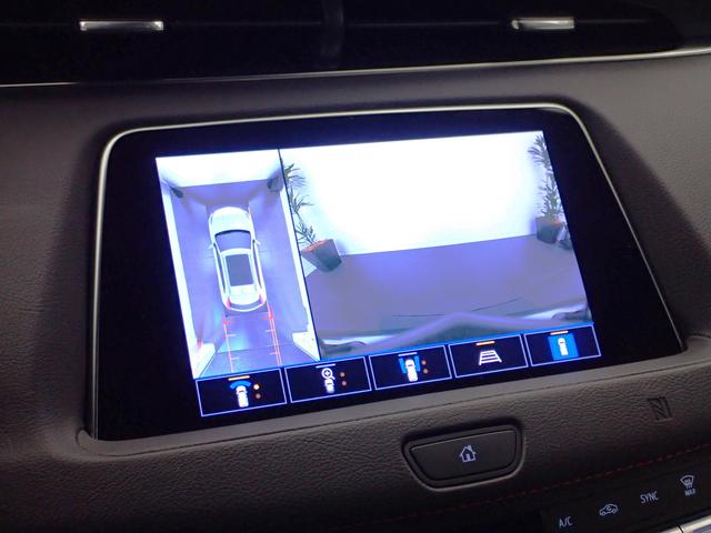 キャデラックＸＴ４ スポーツ　ＡｐｐｌｅＣａｒＰｌａｙ　ＡｎｄｒｏｉｄＡｕｔｏ　ＢＯＳＥサウンド　アダプティブクルーズ　全周囲カメラ　シートヒーター　ブラックグリル　２０インチアルミホイール　ＥＴＣ（12枚目）