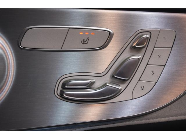 Ｃクラス Ｃ６３　Ｓクーペ　黒ナッパ革　シートヒーター　純正ナビ　フルセグＴＶ　Ｂｕｒｍｅｓｔｅｒ　Ｂカメラ　ＬＥＤヘッドライト　パフォーマンスエグゾースト　エアバランスＰＫＧ　ＡＭＧエアロ＆１９インチＡＷ　２年保証（17枚目）