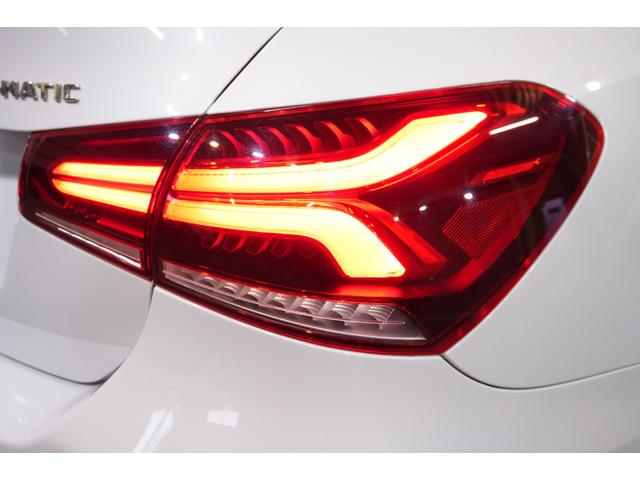 Ａクラスセダン Ａ２５０　４マチックセダン　レザーＥＸＣ＆アドバンスド＆ナビＰＫＧ　黒革　サンルーフ　シートヒーター　ＭＢＵＸナビ　フルセグＴＶ　ＨＵＤ　３６０カメラ　ワイヤレスチャージ　アドバンスドサウンド　１７インチＡＷ　２年保証（54枚目）