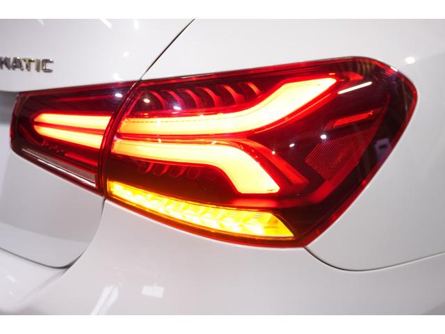 Ａクラスセダン Ａ２５０　４マチックセダン　レザーＥＸＣ＆アドバンスド＆ナビＰＫＧ　黒革　サンルーフ　シートヒーター　ＭＢＵＸナビ　フルセグＴＶ　ＨＵＤ　３６０カメラ　ワイヤレスチャージ　アドバンスドサウンド　１７インチＡＷ　２年保証（55枚目）