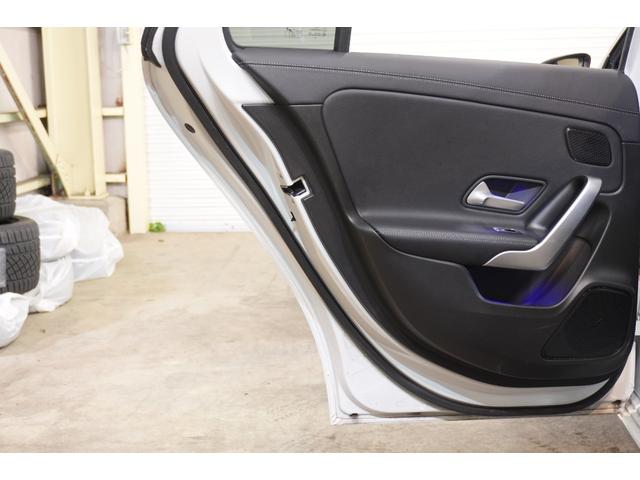 Ａクラスセダン Ａ２５０　４マチックセダン　レザーＥＸＣ＆アドバンスド＆ナビＰＫＧ　黒革　サンルーフ　シートヒーター　ＭＢＵＸナビ　フルセグＴＶ　ＨＵＤ　３６０カメラ　ワイヤレスチャージ　アドバンスドサウンド　１７インチＡＷ　２年保証（57枚目）