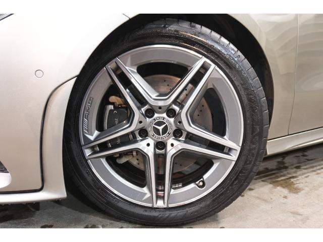 ＣＬＡクラス ＣＬＡ２００ｄ　ＡＭＧレザーエクスクルーシブパッケジ　アドバンスド＆ナビゲーションＰＫＧ　黒灰革　シートヒーター　ＭＢＵＸナビ　フルセグＴＶ　ＨＵＤ　３６０カメラ　ワイヤレスチャージ　アドバンスドサウンド　ＡＭＧエアロ＆１８インチＡＷ　２年保証（10枚目）