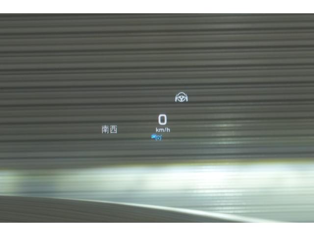 Ｃクラス Ｃ１８０カブリオレスポーツ　レザーエクスクルーシブＰＫＧ　後期　赤幌　赤革　シートヒーター　エアスカーフ　フルセグＴＶ　ＨＵＤ　バックカメラ　ＣａｒＰｌａｙ　Ｍｅコネクト　ＬＥＤライト　ＡＭＧエアロ＆１９インチＡＷ　２年保証（9枚目）