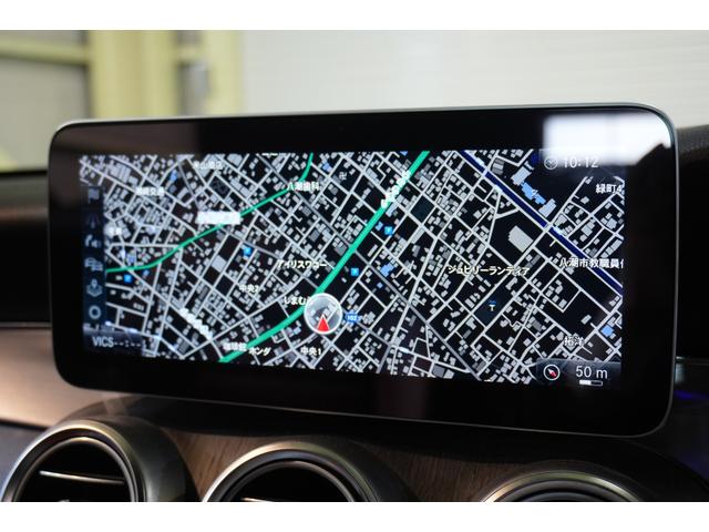 Ｃクラス Ｃ１８０カブリオレスポーツ　レザーエクスクルーシブＰＫＧ　後期　赤幌　赤革　シートヒーター　エアスカーフ　フルセグＴＶ　ＨＵＤ　バックカメラ　ＣａｒＰｌａｙ　Ｍｅコネクト　ＬＥＤライト　ＡＭＧエアロ＆１９インチＡＷ　２年保証（13枚目）