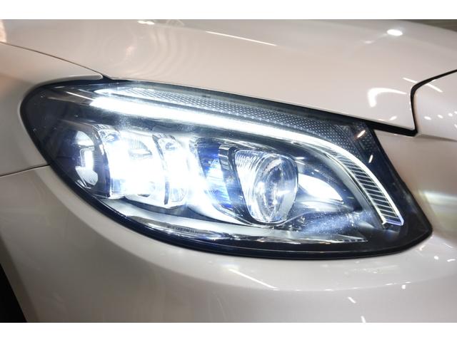 Ｃクラス Ｃ１８０カブリオレスポーツ　レザーエクスクルーシブＰＫＧ　後期　赤幌　赤革　シートヒーター　エアスカーフ　フルセグＴＶ　ＨＵＤ　バックカメラ　ＣａｒＰｌａｙ　Ｍｅコネクト　ＬＥＤライト　ＡＭＧエアロ＆１９インチＡＷ　２年保証（16枚目）