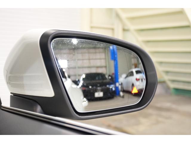 Ｃクラス Ｃ１８０カブリオレスポーツ　レザーエクスクルーシブＰＫＧ　後期　赤幌　赤革　シートヒーター　エアスカーフ　フルセグＴＶ　ＨＵＤ　バックカメラ　ＣａｒＰｌａｙ　Ｍｅコネクト　ＬＥＤライト　ＡＭＧエアロ＆１９インチＡＷ　２年保証（19枚目）