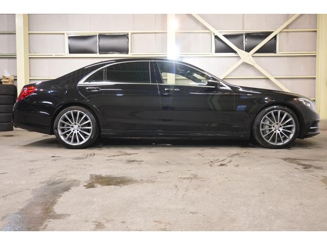 Ｓクラス Ｓ５５０ロング　黒革　ヒーター＆クーラー　パノラマＳＲ　純正ナビ　フルセグＴＶ　３６０カメラ　Ｂｕｒｍｅｓｔｅｒ　エアサス　ＬＥＤヘッドライト　ＡＭＧエアロ＆２０インチＡＷ　２年保証（35枚目）