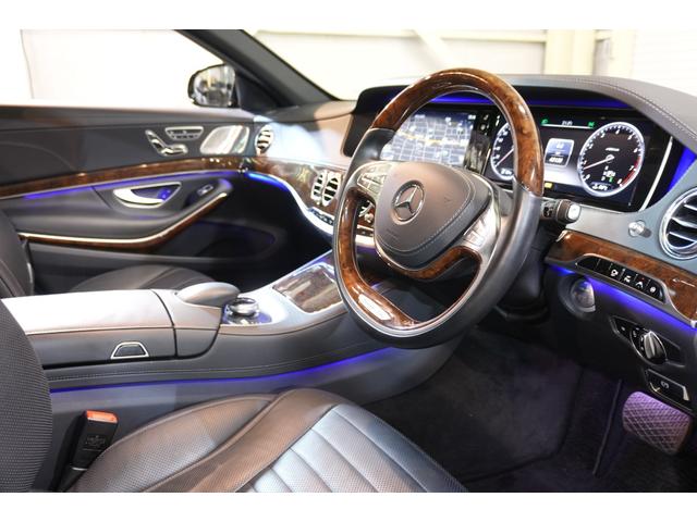 Ｓクラス Ｓ５５０ロング　黒革　ヒーター＆クーラー　パノラマＳＲ　純正ナビ　フルセグＴＶ　３６０カメラ　Ｂｕｒｍｅｓｔｅｒ　エアサス　ＬＥＤヘッドライト　ＡＭＧエアロ＆２０インチＡＷ　２年保証（43枚目）