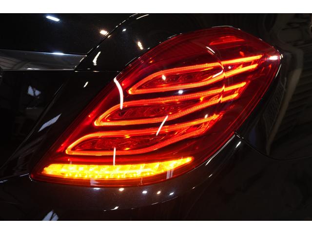 Ｓクラス Ｓ５５０ロング　黒革　ヒーター＆クーラー　パノラマＳＲ　純正ナビ　フルセグＴＶ　３６０カメラ　Ｂｕｒｍｅｓｔｅｒ　エアサス　ＬＥＤヘッドライト　ＡＭＧエアロ＆２０インチＡＷ　２年保証（53枚目）