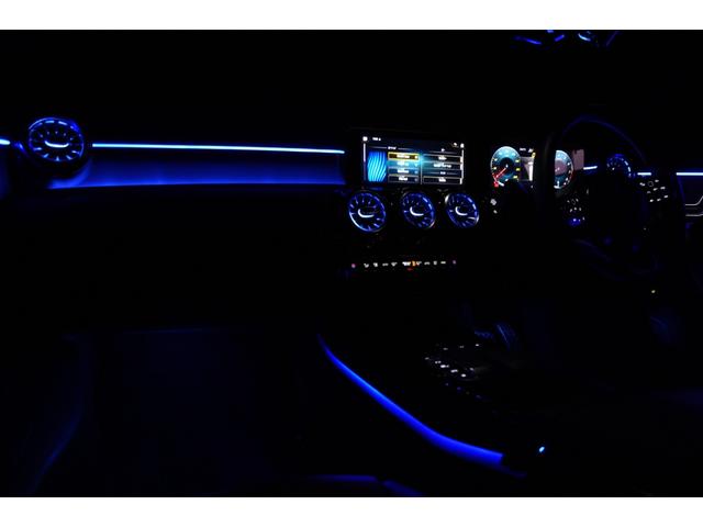 ＣＬＡクラス ＣＬＡ２５０　４マチクＡＭＧレザエクスクルシブパケジ　アドバンスド＆ナビゲーションＰＫＧ　赤黒革　シートヒーター　ＭＢＵＸナビ　フルセグＴＶ　ＨＵＤ　３６０カメラ　ワイヤレスチャージ　アドバンスドサウンド　ＡＭＧエアロ＆１８インチＡＷ　２年保証（5枚目）