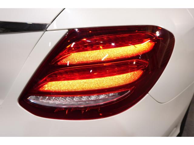 Ｅクラス Ｅ２５０　アバンギャルド　スポーツ　レザーエクスクルーシブＰＫＧ　黒ナッパ革　シートヒーター　パノラマＳＲ　純正ナビ　フルセグＴＶ　ＣａｒＰｌａｙ　Ｂｕｒｍｅｓｔｅｒ　マルチビームＬＥＤ　ＡＭＧエアロ＆１９インチＡＷ　２年保証（50枚目）