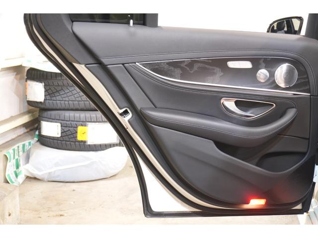 Ｅクラス Ｅ２５０　アバンギャルド　スポーツ　レザーエクスクルーシブＰＫＧ　黒ナッパ革　シートヒーター　パノラマＳＲ　純正ナビ　フルセグＴＶ　ＣａｒＰｌａｙ　Ｂｕｒｍｅｓｔｅｒ　マルチビームＬＥＤ　ＡＭＧエアロ＆１９インチＡＷ　２年保証（53枚目）