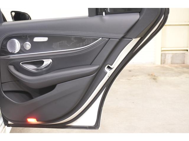 Ｅクラス Ｅ２５０　アバンギャルド　スポーツ　レザーエクスクルーシブＰＫＧ　黒ナッパ革　シートヒーター　パノラマＳＲ　純正ナビ　フルセグＴＶ　ＣａｒＰｌａｙ　Ｂｕｒｍｅｓｔｅｒ　マルチビームＬＥＤ　ＡＭＧエアロ＆１９インチＡＷ　２年保証（55枚目）