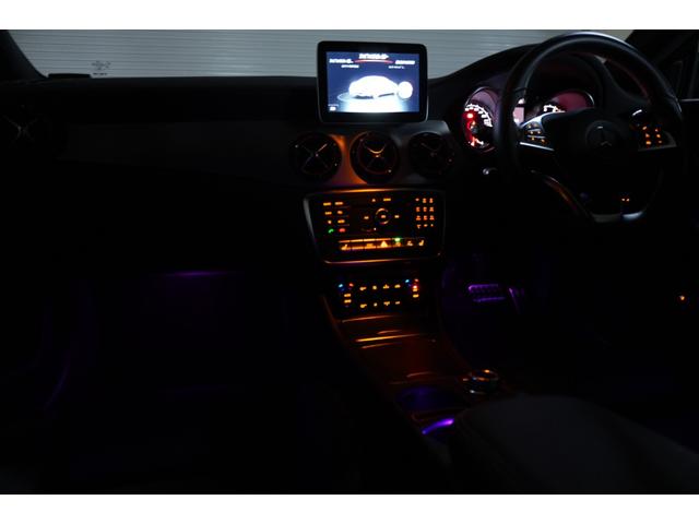 CLAクラス CLA250シュポルト 4マチック AMGレザーエクスクルーシブPKG 後期モデル 黒革 シートヒーター パノラマSR 純正ナビ フルセグTV ハーマンカードン LEDヘッド Bカメラ AMGエアロ&18インチAW 2年保証(5枚目)