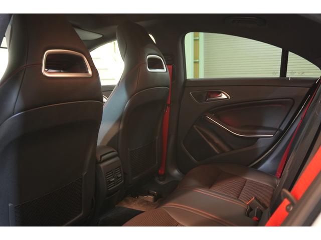 CLAクラス CLA250シュポルト 4マチック AMGレザーエクスクルーシブPKG 後期モデル 黒革 シートヒーター パノラマSR 純正ナビ フルセグTV ハーマンカードン LEDヘッド Bカメラ AMGエアロ&18インチAW 2年保証(36枚目)