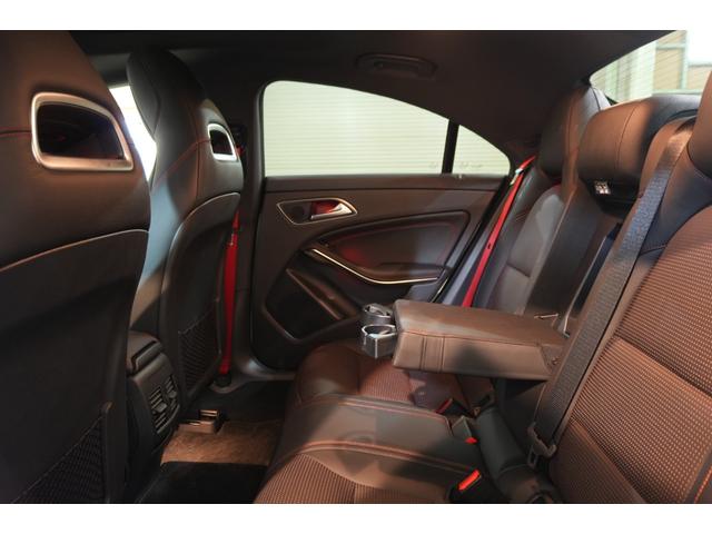 CLAクラス CLA250シュポルト 4マチック AMGレザーエクスクルーシブPKG 後期モデル 黒革 シートヒーター パノラマSR 純正ナビ フルセグTV ハーマンカードン LEDヘッド Bカメラ AMGエアロ&18インチAW 2年保証(38枚目)