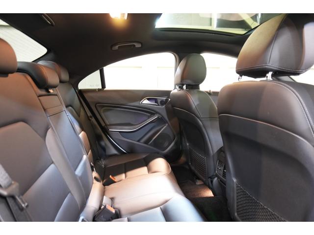 CLAクラス CLA220 4マチック プレミアム&RSP 黒革 シートヒーター パノラマSR 純正ナビ フルセグTV CarPlay Bカメラ ハーマンカードン マルチカラーアンビエント LEDヘッド ハンズフリーアクセス 2年保証(33枚目)