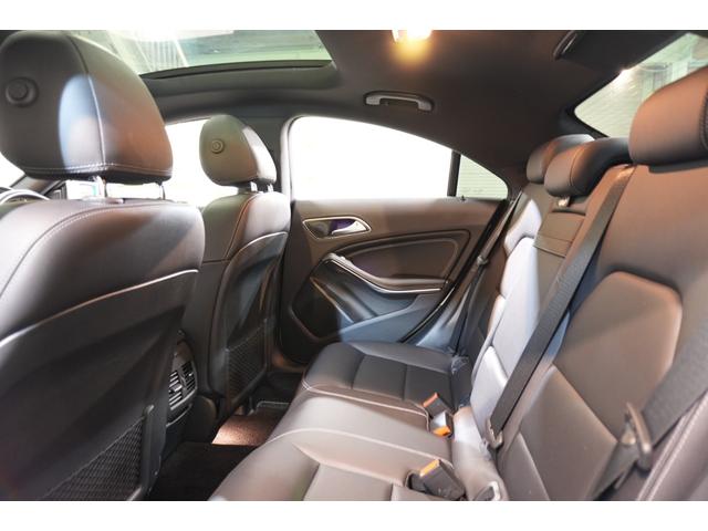 CLAクラス CLA220 4マチック プレミアム&RSP 黒革 シートヒーター パノラマSR 純正ナビ フルセグTV CarPlay Bカメラ ハーマンカードン マルチカラーアンビエント LEDヘッド ハンズフリーアクセス 2年保証(35枚目)