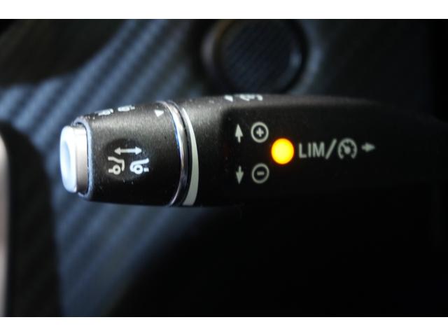 前車追従型クルーズコントロール（アダプティブクルーズコントロール）を装備！前車との距離感を一定に保ち、緊急ブレーキ＆ステアリングサポートもついておりますので快適なカーライフをご堪能いただけます！