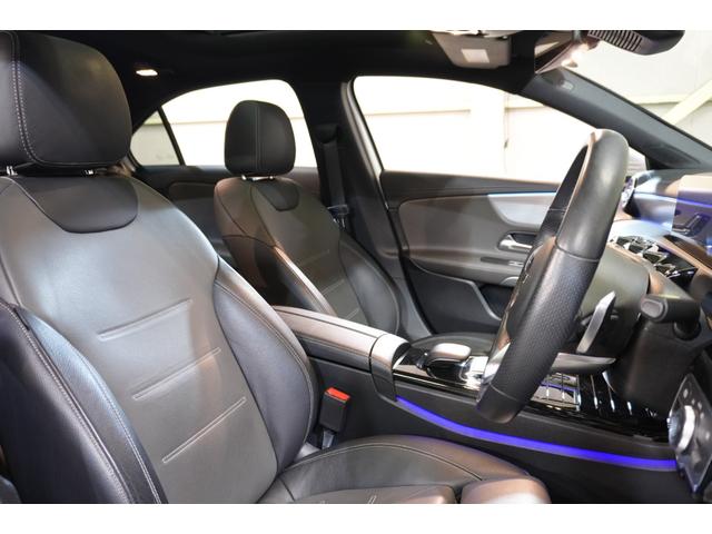 Aクラスセダン A250 4マチックセダンAMGレザエクスクルシブP アドバンスド&ナビPKG 黒灰革 サンルーフ シートヒーター MBUXナビ フルセグTV HUD 360カメラ ワイヤレスチャージ アドバンスドサウンド AMGエアロ&18インチAW 2年保証(6枚目)