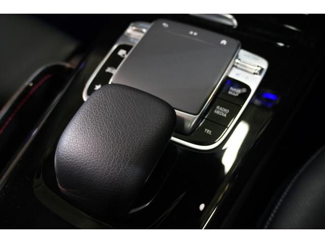 Aクラスセダン A250 4マチックセダンAMGレザエクスクルシブP アドバンスド&ナビPKG 黒灰革 サンルーフ シートヒーター MBUXナビ フルセグTV HUD 360カメラ ワイヤレスチャージ アドバンスドサウンド AMGエアロ&18インチAW 2年保証(26枚目)