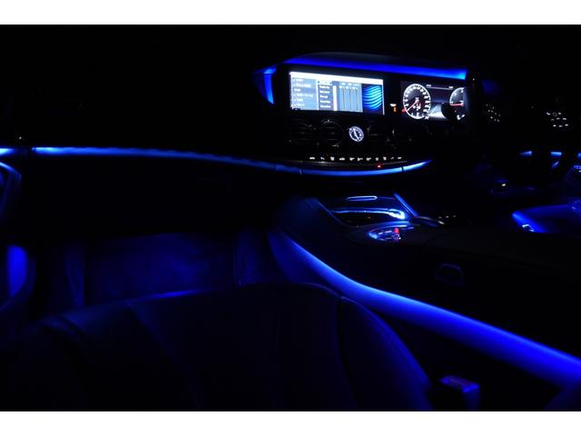 Ｓクラス Ｓ４００ｄ　ＡＭＧラインプラス　レザーＥＸＣＰＫＧ　後期　黒革　ヒーター＆クーラー　リラクゼーション機能　ＳＲ　純正ナビ　フルセグＴＶ　ＣａｒＰｌａｙ　Ｂｕｒｍｅｓｔｅｒ　ＨＵＤ　ＡＭＧエアロ＆２０ＡＷ　２年保証（5枚目）