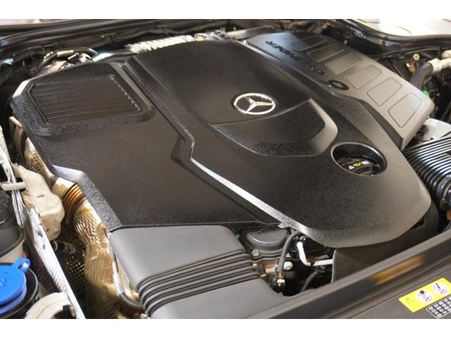 Ｓクラス Ｓ４００ｄ　ＡＭＧラインプラス　レザーＥＸＣＰＫＧ　後期　黒革　ヒーター＆クーラー　リラクゼーション機能　ＳＲ　純正ナビ　フルセグＴＶ　ＣａｒＰｌａｙ　Ｂｕｒｍｅｓｔｅｒ　ＨＵＤ　ＡＭＧエアロ＆２０ＡＷ　２年保証（12枚目）