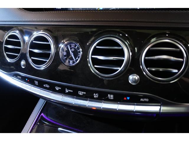 Ｓクラス Ｓ４００ｄ　ＡＭＧラインプラス　レザーＥＸＣＰＫＧ　後期　黒革　ヒーター＆クーラー　リラクゼーション機能　ＳＲ　純正ナビ　フルセグＴＶ　ＣａｒＰｌａｙ　Ｂｕｒｍｅｓｔｅｒ　ＨＵＤ　ＡＭＧエアロ＆２０ＡＷ　２年保証（22枚目）