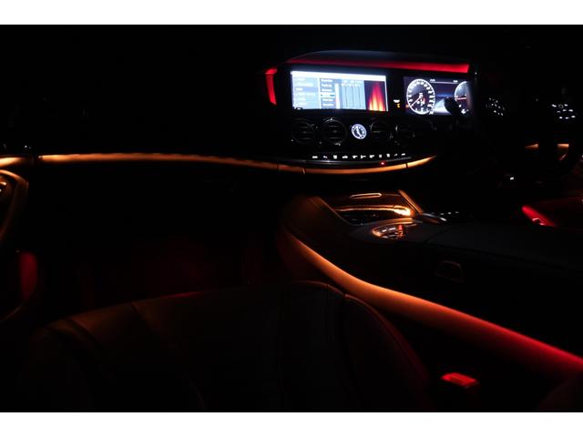 Ｓクラス Ｓ４００ｄ　ＡＭＧラインプラス　レザーＥＸＣＰＫＧ　後期　黒革　ヒーター＆クーラー　リラクゼーション機能　ＳＲ　純正ナビ　フルセグＴＶ　ＣａｒＰｌａｙ　Ｂｕｒｍｅｓｔｅｒ　ＨＵＤ　ＡＭＧエアロ＆２０ＡＷ　２年保証（30枚目）