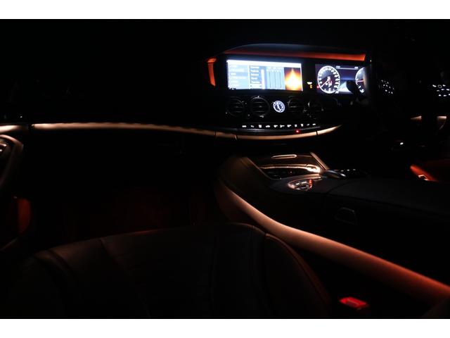 Ｓクラス Ｓ４００ｄ　ＡＭＧラインプラス　レザーＥＸＣＰＫＧ　後期　黒革　ヒーター＆クーラー　リラクゼーション機能　ＳＲ　純正ナビ　フルセグＴＶ　ＣａｒＰｌａｙ　Ｂｕｒｍｅｓｔｅｒ　ＨＵＤ　ＡＭＧエアロ＆２０ＡＷ　２年保証（31枚目）