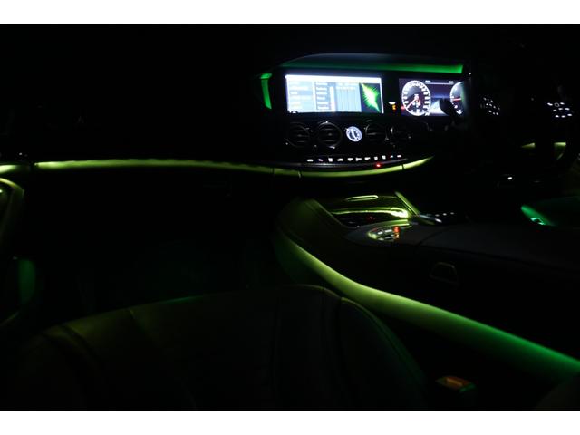 Ｓクラス Ｓ４００ｄ　ＡＭＧラインプラス　レザーＥＸＣＰＫＧ　後期　黒革　ヒーター＆クーラー　リラクゼーション機能　ＳＲ　純正ナビ　フルセグＴＶ　ＣａｒＰｌａｙ　Ｂｕｒｍｅｓｔｅｒ　ＨＵＤ　ＡＭＧエアロ＆２０ＡＷ　２年保証（32枚目）