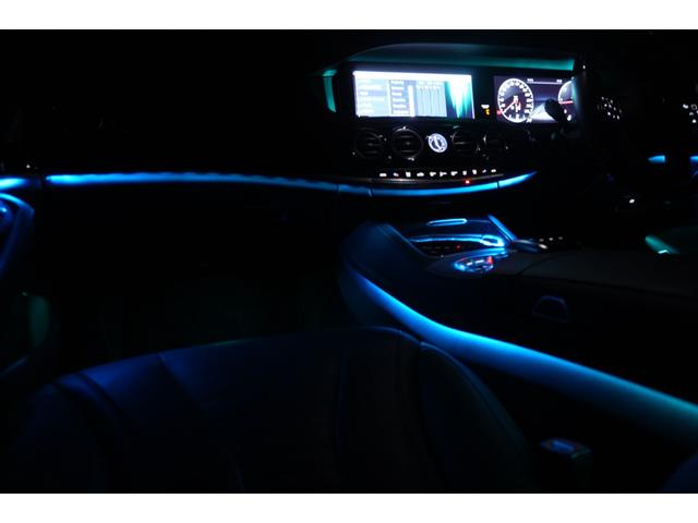 Ｓクラス Ｓ４００ｄ　ＡＭＧラインプラス　レザーＥＸＣＰＫＧ　後期　黒革　ヒーター＆クーラー　リラクゼーション機能　ＳＲ　純正ナビ　フルセグＴＶ　ＣａｒＰｌａｙ　Ｂｕｒｍｅｓｔｅｒ　ＨＵＤ　ＡＭＧエアロ＆２０ＡＷ　２年保証（33枚目）
