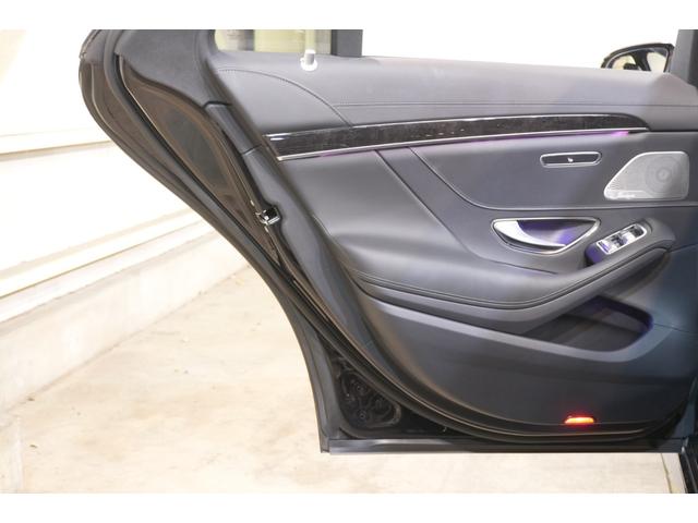 Ｓクラス Ｓ４００ｄ　ＡＭＧラインプラス　レザーＥＸＣＰＫＧ　後期　黒革　ヒーター＆クーラー　リラクゼーション機能　ＳＲ　純正ナビ　フルセグＴＶ　ＣａｒＰｌａｙ　Ｂｕｒｍｅｓｔｅｒ　ＨＵＤ　ＡＭＧエアロ＆２０ＡＷ　２年保証（60枚目）