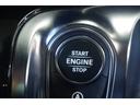 プッシュスタートを搭載!ドアハンドルに触れるだけでドアの施錠&開錠が行えるスマートエントリー機能もございます。