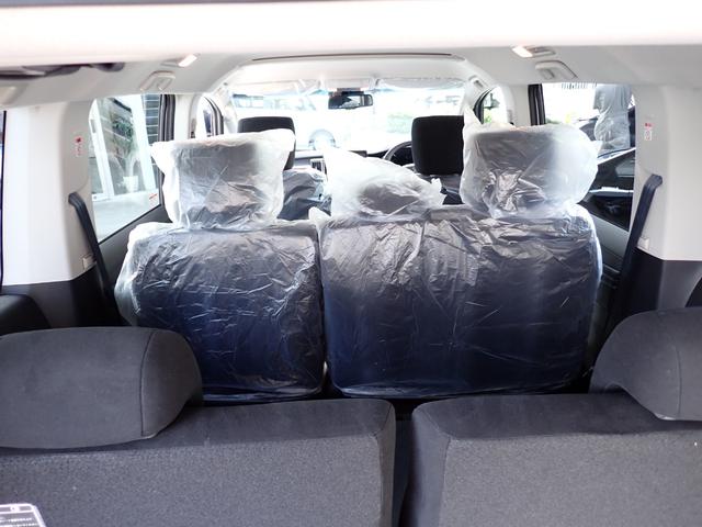デリカＤ：５ Ｐ　メーカー保証　ステップ付　ナビ取付ＰＫＧ　１１インチナビ　ＡｐｐｌｅＣａｒＰｌａｙ　全方位カメラ　Ｐリアゲート　レーダークルーズ　パワーシート　ＢＳＭ　両側電動スライドドア　オートホールド（30枚目）