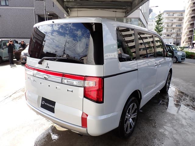 デリカＤ：５ Ｐ　メーカー保証　１０インチディスプレイオーディオ　サイドステップ付　ナビ取付ＰＫＧ　全方位カメラ　ＢＳＭ　電動パーキング　レーダークルーズ　電動リアゲート　ステアリングヒーター　両側電動スライドドア（13枚目）